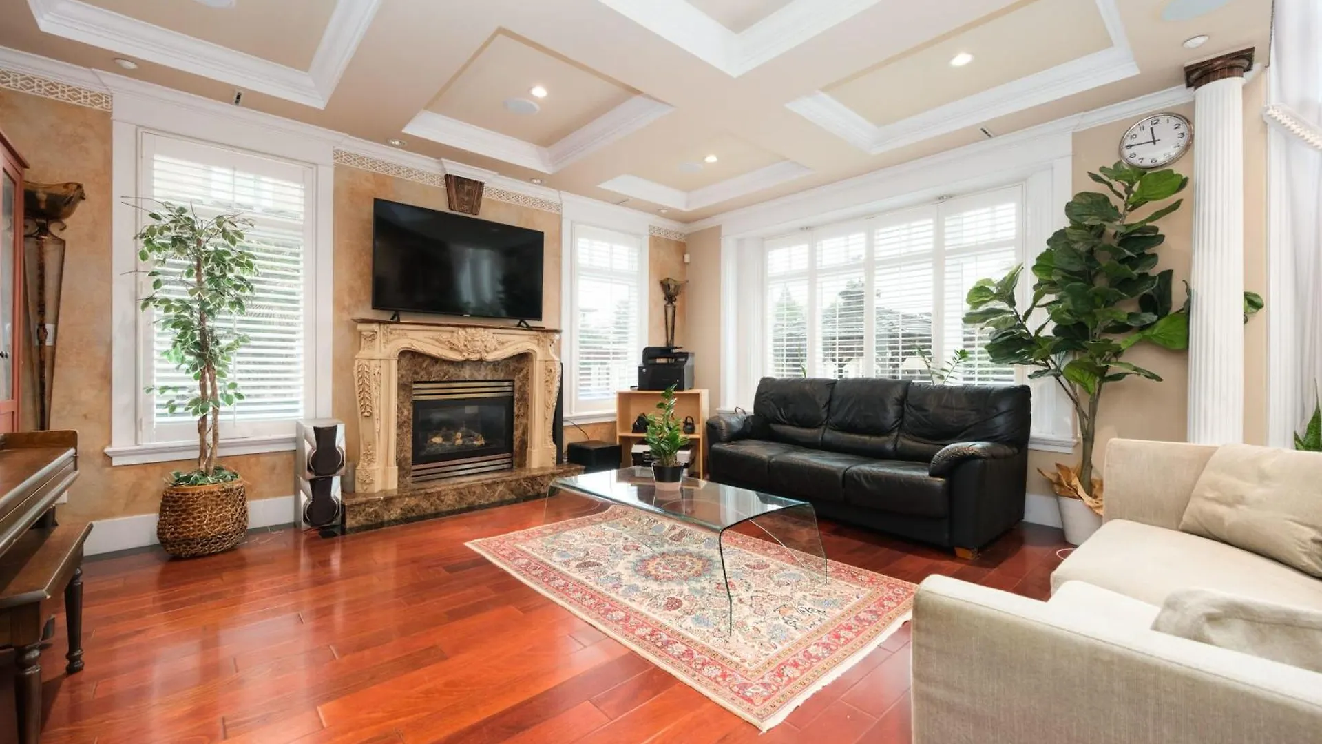 Deluxe Double Room With Private Washroom In Family Villa Vancouver 0*,  Canada